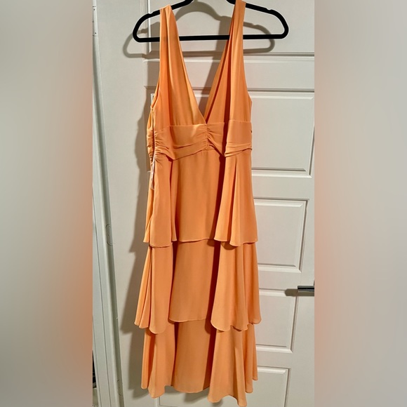 Light Orange Sleeveless Tiered Midi Dress Size XL - Picture 6 of 6